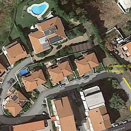 Elegant With Private Pool With Coastal Views * ピッツォ